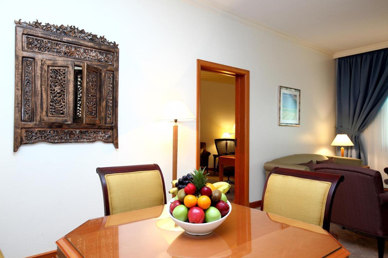 By Ihg 4*